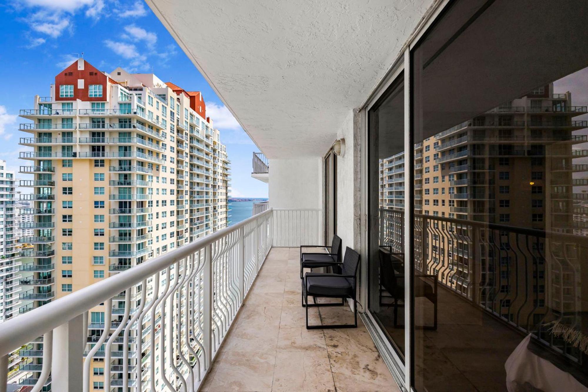 Enjoy Of Beautiful Views From Apartamento *